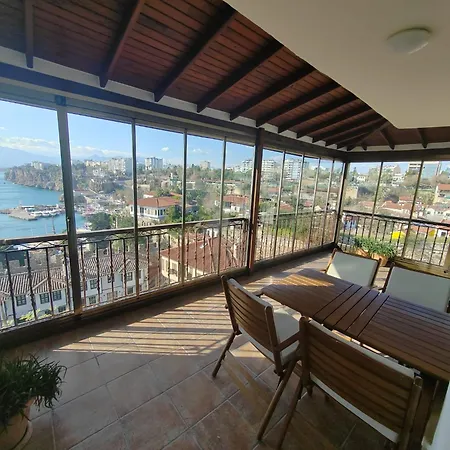 Mavi Avlu - Old Town